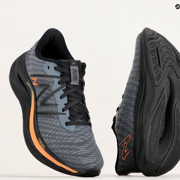 Moteriški bėgimo batai New Balance FuelCell Propel v4 graphite 12