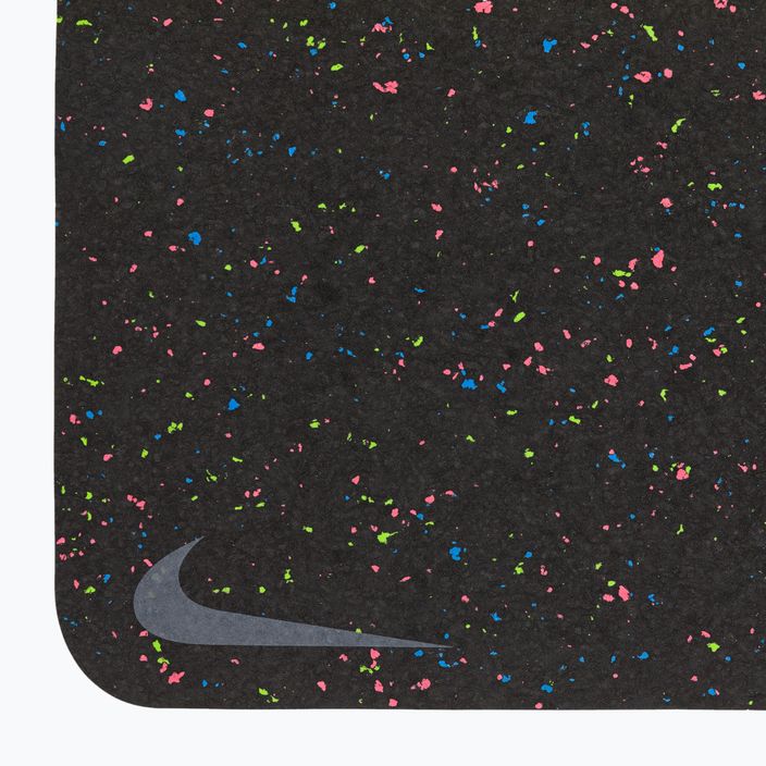 Nike Flow 4 mm juodas jogos kilimėlis N1002410-997 3