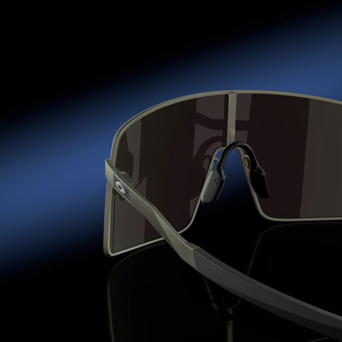 "Oakley Sutro Ti" satininio švino/prizminio safyro akiniai nuo saulės 9