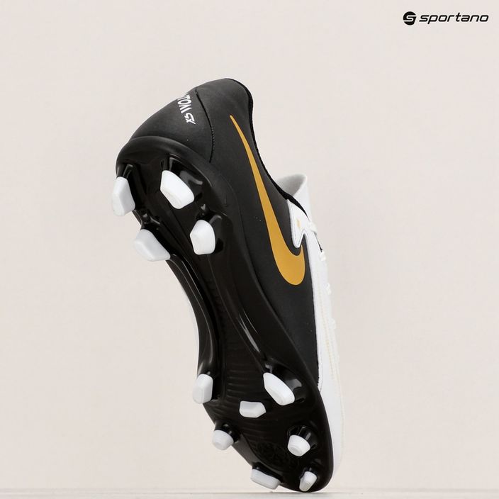 Vaikiški futbolo batai Nike Phantom GX II Club FG/MG Junior white/metallic gold coin/black 9