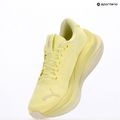 Moteriški bėgimo bateliai PUMA MagMax Nitro gold moon 9