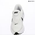 Moteriški bėgimo batai Nike Revolution 8 EasyOn white/wolf grey/black 17