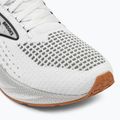 Brooks Levitate StealthFit 6 moteriški bėgimo bateliai white/brown 9