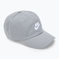 Kepuraitė su snapeliu Nike Club Unstructured Futura Wash particle grey/white