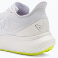 Moteriški bėgimo batai New Balance New Balance FuelCell Rebel v3 munsell white 9