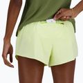 Moteriški bėgimo šortai New Balance RC Seamless 3 Inch lime light 7