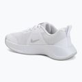 Moteriški treniruočių batai Nike MC Trainer 3 white/photon dust/metallic platinum 3