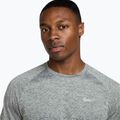 Vyriški bėgimo marškinėliai Nike Stride ADV smoke grey / heather 3