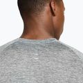 Vyriški bėgimo marškinėliai Nike Stride ADV smoke grey / heather 4