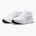 Moteriški bėgimo batai Nike Run Defy white / pure platinum / black 3