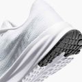 Moteriški bėgimo batai Nike Run Defy white / pure platinum / black 9