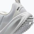 Moteriški bėgimo bateliai Nike Vomero 18 white/photon dust/metallic silver 12
