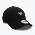 Kepuraitė su snapeliu New Era Metallic Pin 940 Bulls black