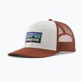 Kepurė su snapeliu Patagonia P-6 Logo Trucker Hat white w/rusty red
