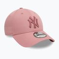 Kepruaitė su snapeliu New Era League Essential 9Forty New York Yankees dark pink