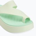 Moteriškos šlepetės per pirštą Crocs Getaway Platform Toe Loop jade tint 7