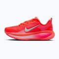 Moteriški bėgimo bateliai Nike Vomero 18 bright crimson/hyper pink/pink foam/white 2
