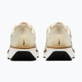 Moteriški bėgimo batai Nike Quest 6 light khaki/sail/metallic gold/off black 4
