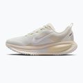 Moteriški bėgimo batai Nike Vomero 18 ESS summit white/chalk/sea glass/white 9