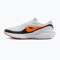 Vyriški bėgimo batai Nike Revolution 8 off white/white/black/total orange 2