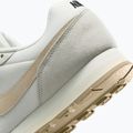 Moteriški batai Nike MD Runner 2 SE coconut milk/black/linen/sail 4