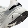 Moteriški batai Jordan Trunner Flow summit white/metallic silver/black 4
