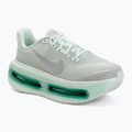 Moteriški bėgimo batai Nike Vomero Premium barely green/metallic silver