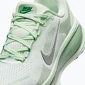 Moteriški bėgimo batai Nike Vomero 18 barely green/steam/metallic silver 3