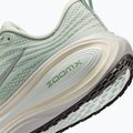 Moteriški bėgimo batai Nike Vomero Plus light silver/metallic silver 4