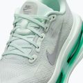 Moteriški bėgimo batai Nike Vomero Premium barely green/metallic silver 3