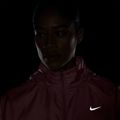 Moteriška bėgimo striukė Nike Tempo Repel pink smoke 4