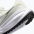 Moteriški bėgimo batai Nike Revolution 8 sail/white/black/metallic silver 8