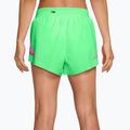 Moteriški bėgimo šortai Nike AeroSwift illusion green/black 2