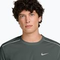 Vyriški bėgimo marškinėliai Nike Miler Dri-Fit UV camo green 3