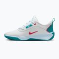 Nike Omni Multi-Court batai off white/energy/glacier blue 9