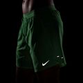 Vyriški bėgimo šortai Nike Stride Dri-Fit 2in1 7" green spark 7