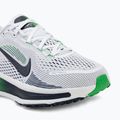 Bėgimo bateliai Nike Vomero 18 white/green spark/midnight navy 7