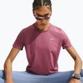 Moteriški bėgimo marškinėliai Nike Swift Dri-Fit pink smoke 6