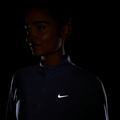 Moteriški bėgimo marškinėliai su ilgomis rankovėmis  Nike Tempo Swoosh Run Dri-Fit 1/4-Zip LS gridiron/white 4