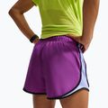 Moteriški bėgimo šortai Nike Tempo Dri-Fit Mid-Rise bold berry/purple pulse 4