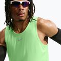 Vyriški bėgimo marškinėliai Nike Stride volt/light silver 5