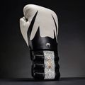 Bokso pirštinės Venum Reverso Boxing white/black 9