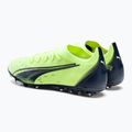 Futbolo bateliai PUMA Ultra Match MG žali 106902 01 3