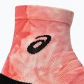 Kojinės ASICS Performance Run Quarter guava 3