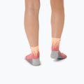 Kojinės ASICS Performance Run Quarter bright orange/black 5