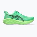 Moteriški bėgimo bateliai ASICS Novablast 5 vital green/black 8
