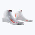 X-Socks Run Discovery baltai pilkos bėgimo kojinės RS18S19U-W008 4