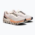 Moteriški bėgimo batai On Cloudmonster 2 ivory/tangerine 3