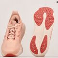 ASICS Gel-Nimbus 25 moterų bėgimo bateliai šviesiai abrikosinė/šviesiai granatinė 18