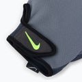 Vyriškos treniruočių pirštinės Nike Essential pilkos NLGC5-044 4